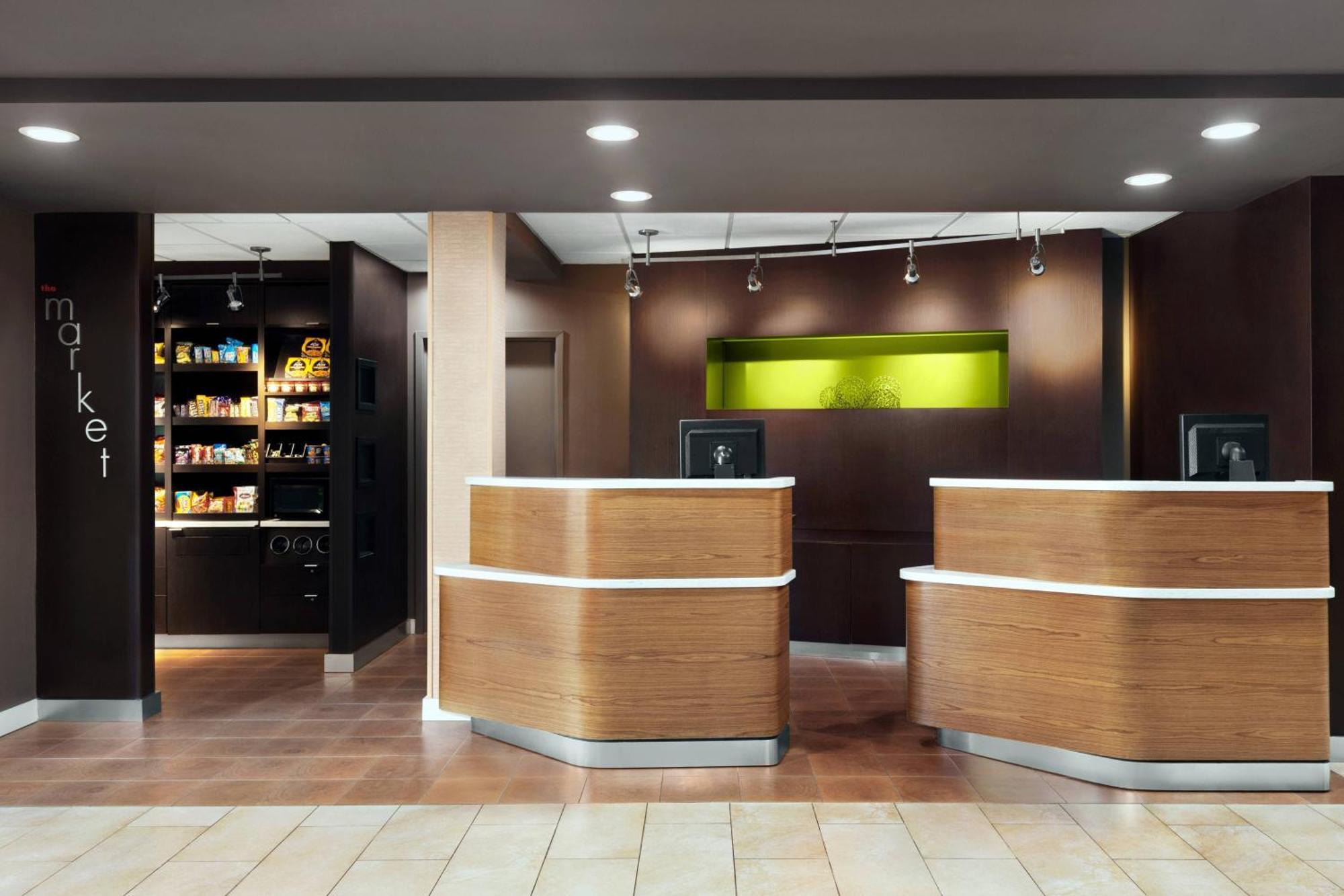 Courtyard By Marriott Tulsa Central Εξωτερικό φωτογραφία